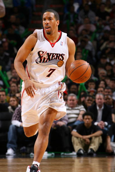 谁将突破现 谁将突破现