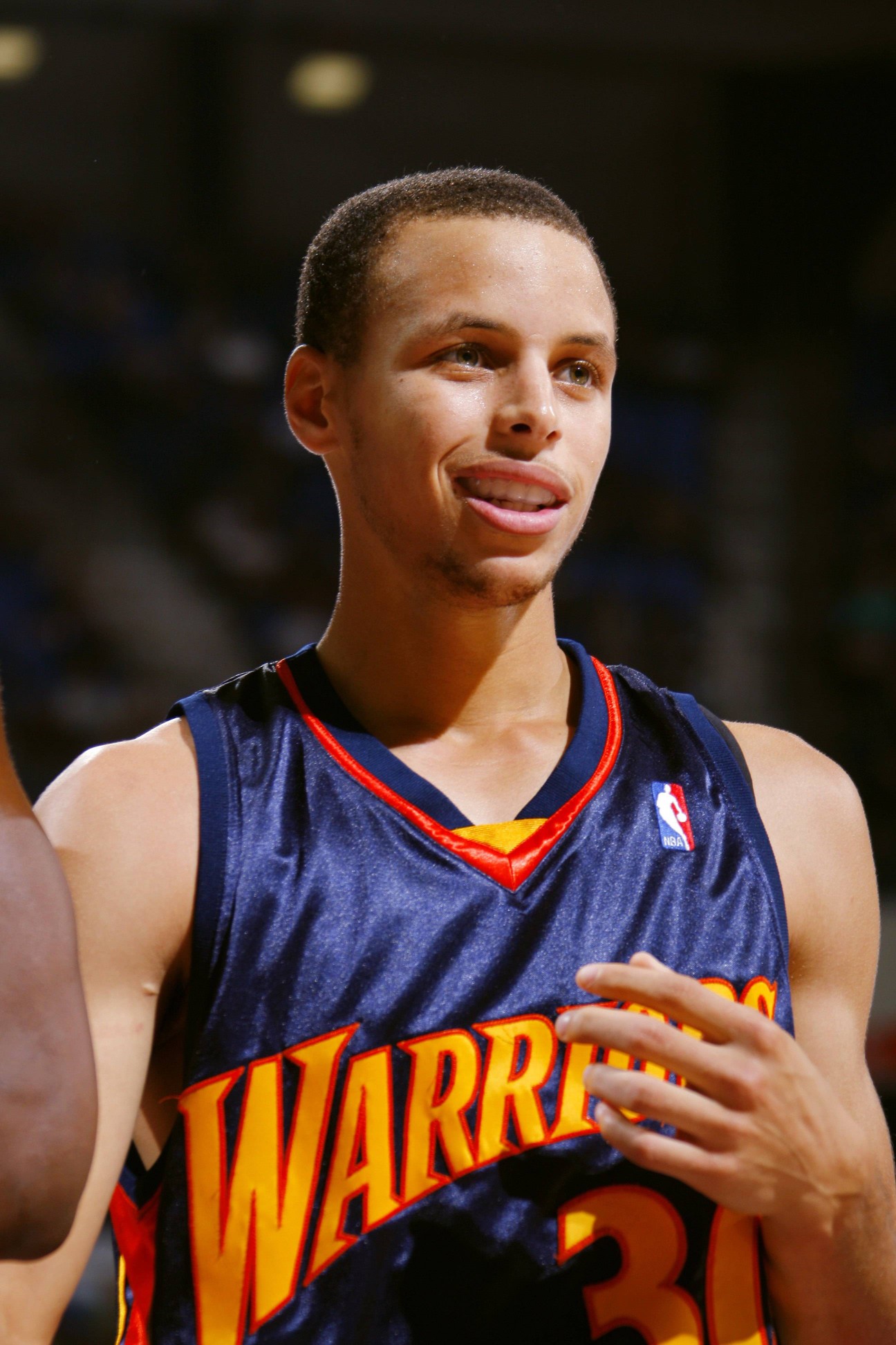 牵引中卫离 牵引中卫离