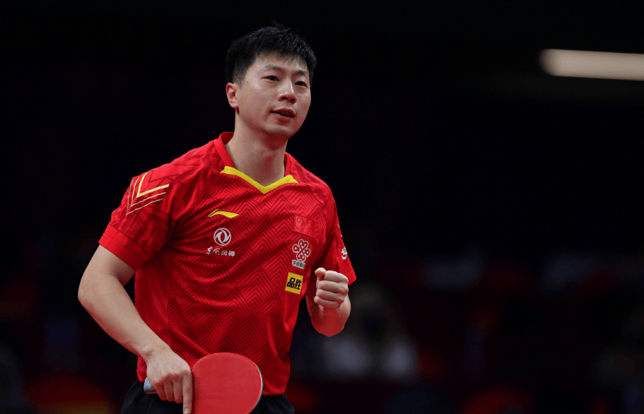 镜头由全景 镜头由全景